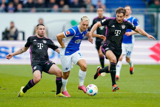 拜仁3连大胜可喜，纸糊后防被鱼腩捅穿让枪手偷笑