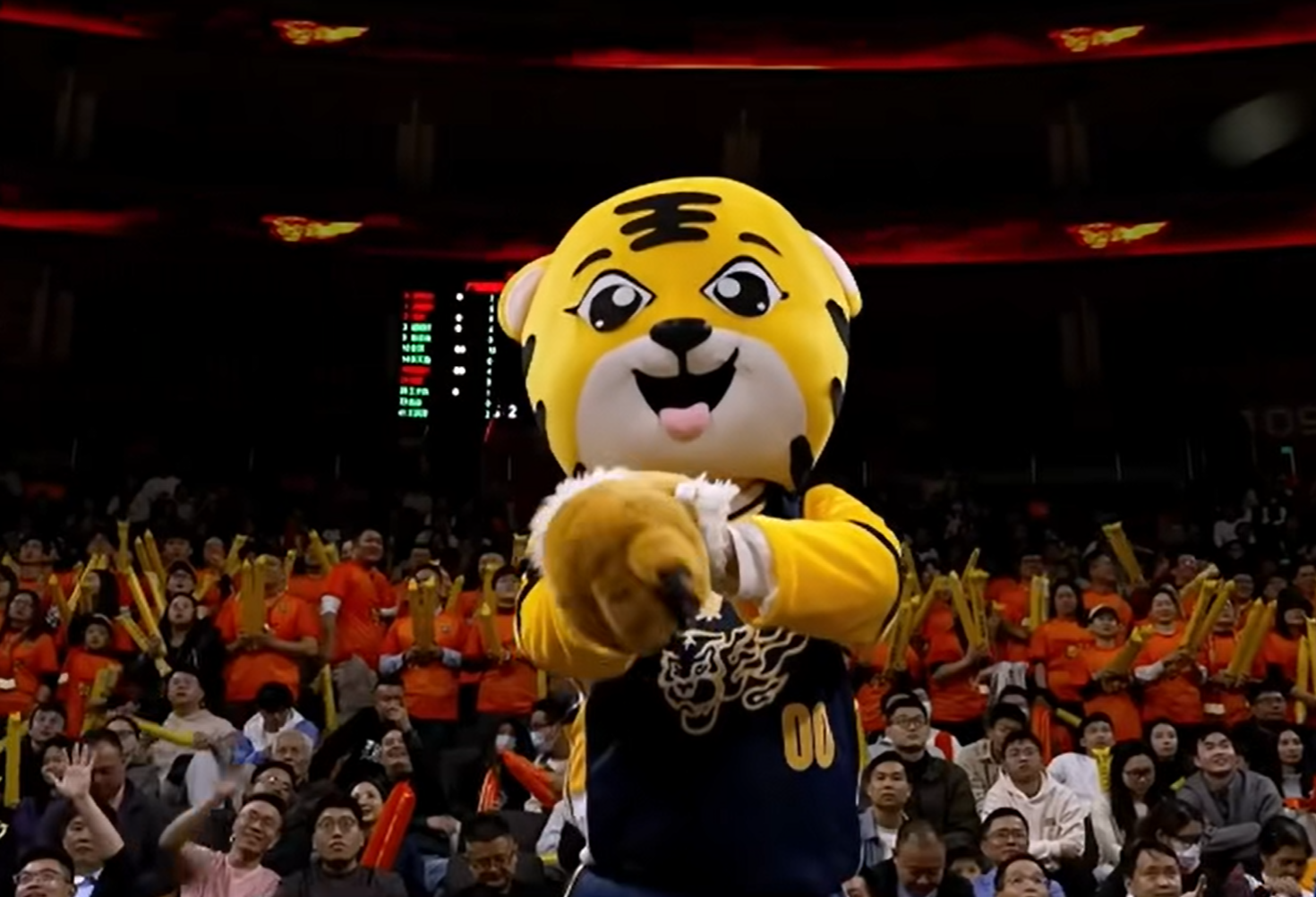 kaiyun体育-李春江发布视频，恭喜广东队！